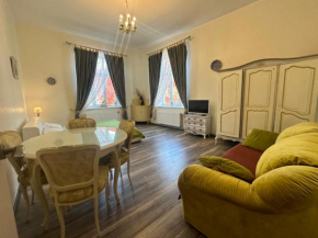 Green Amber Apartment
